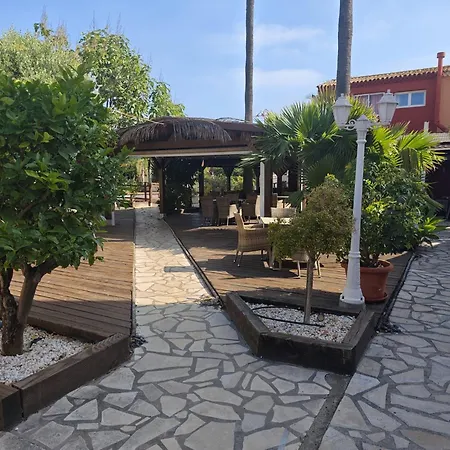 Konukevi Cafe Soles 3*